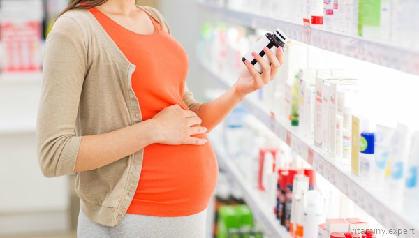 При беременности, согласно инструкции, дозировка пантотеновой кислоты увеличивается