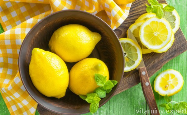 Нарезка лимонов